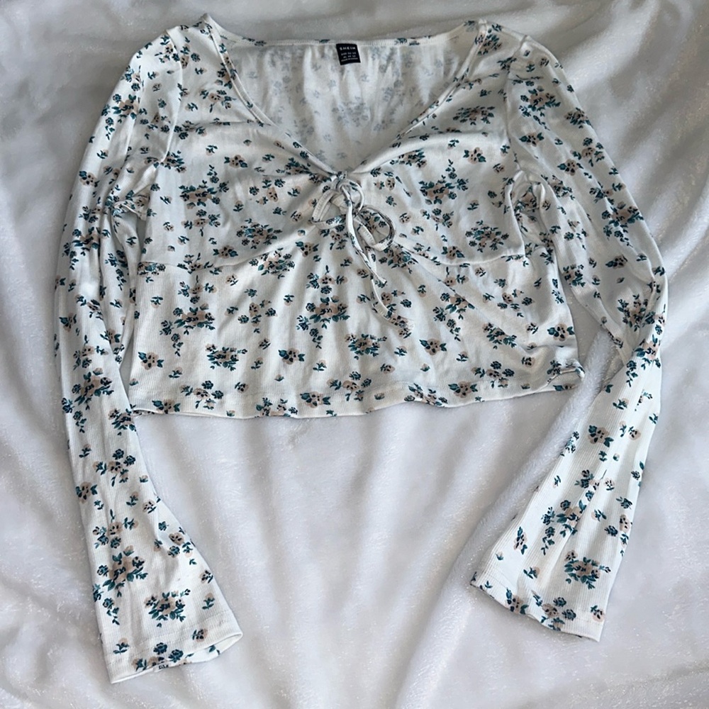 XL SHEIN flowered long sleeve top